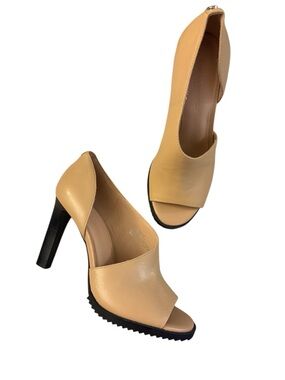 Karl Lagerfeld Paris Beige Leather D’Orsay Peep Toe Heels 8.5B Black Block Heel